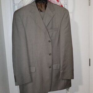 ⭐Spring Suit Sale⭐ 2 Piece Taupe Suit